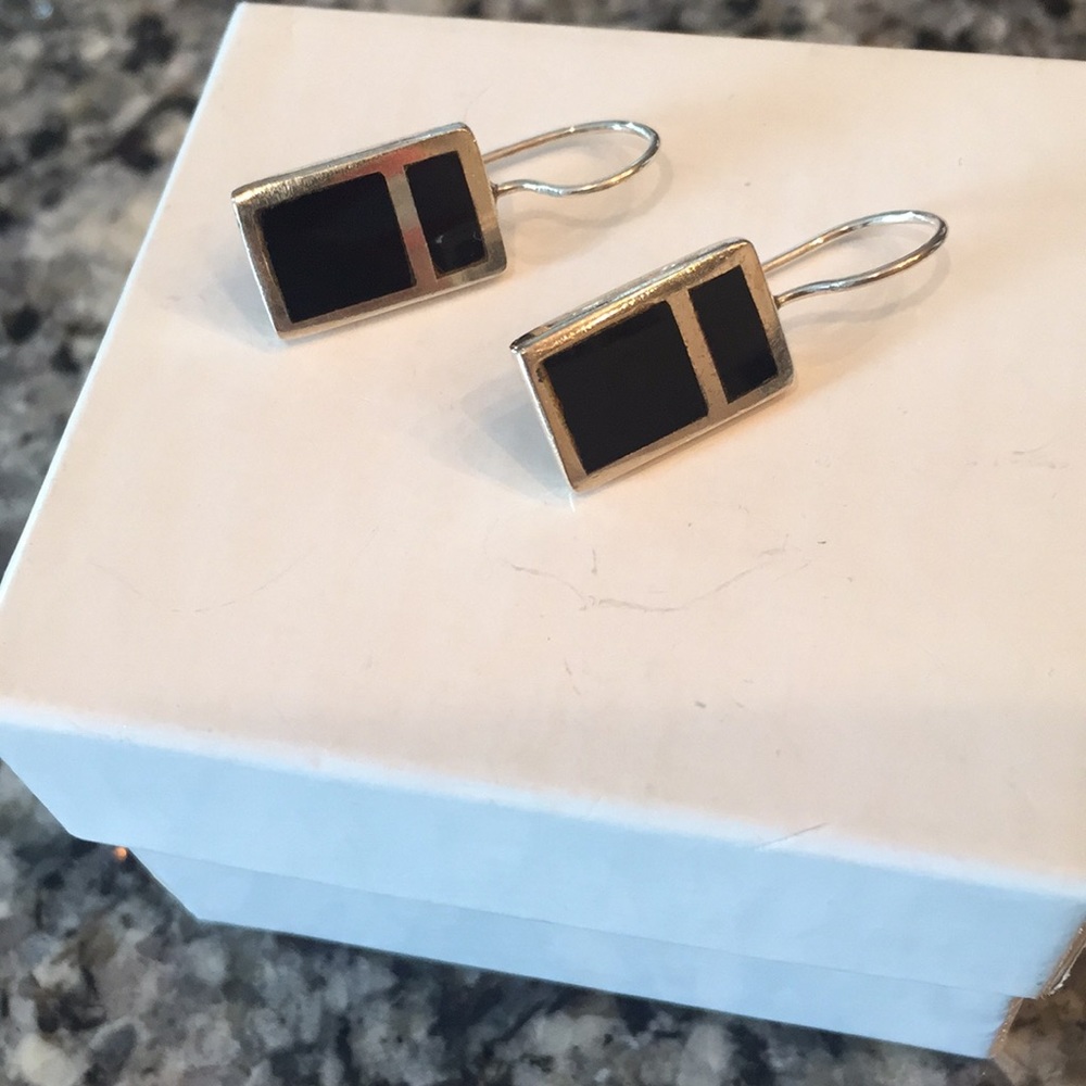 Sterling Silver/Black Onyx Earrings